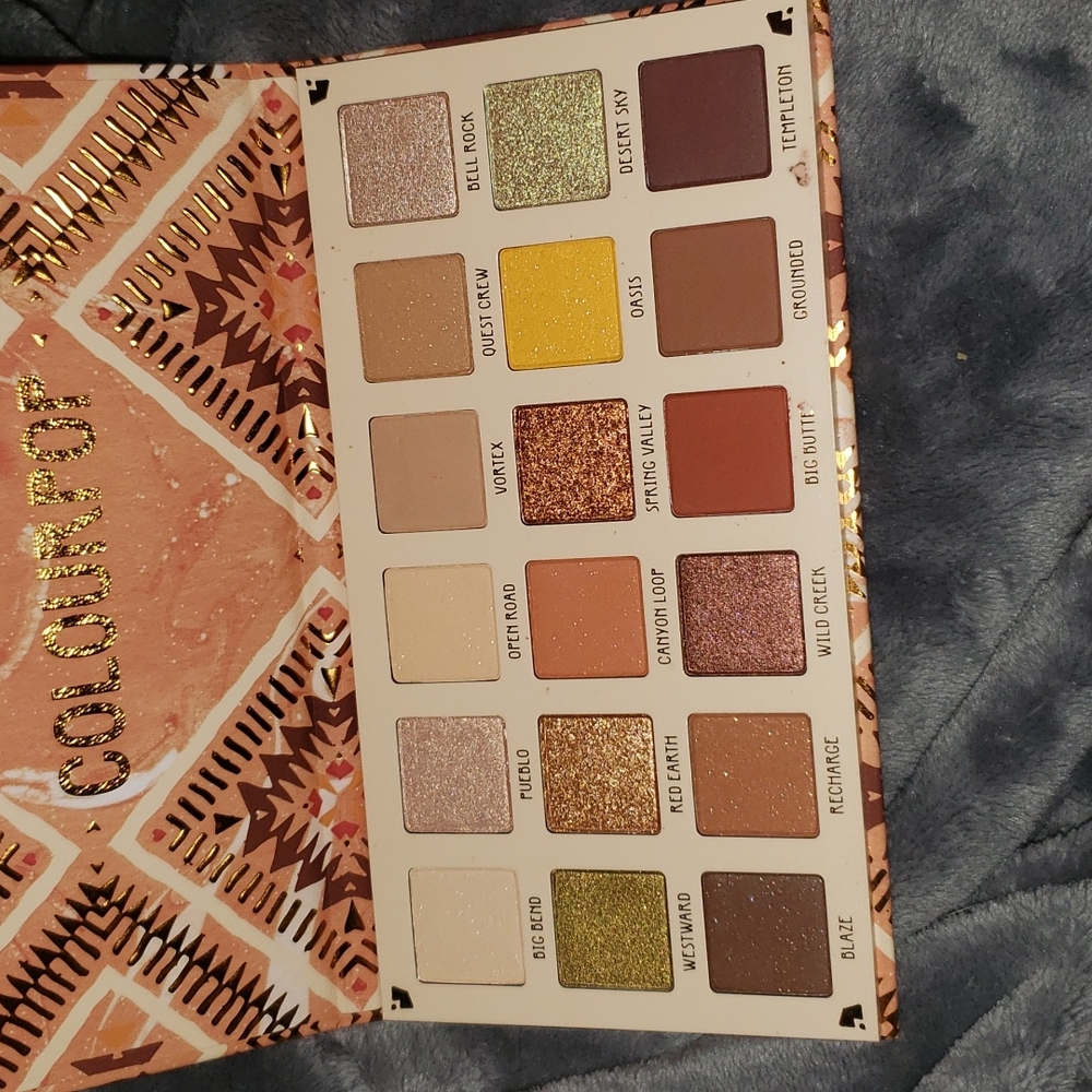 Colourpop Sandstone Palette